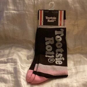 NWT Fun To Wear Tootsie Roll Unisex Socks Brand New With Tags